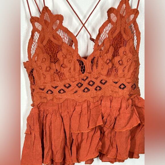 Free People Adella Cami NWT Winding Roads Rust Crochet Lace Peplum Ruffle XS - Picture 15 of 16